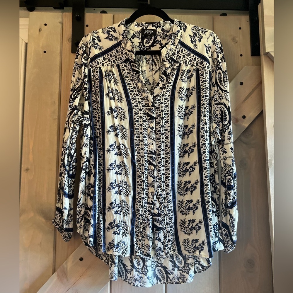 GiGio Paisley Floral Print Blouse